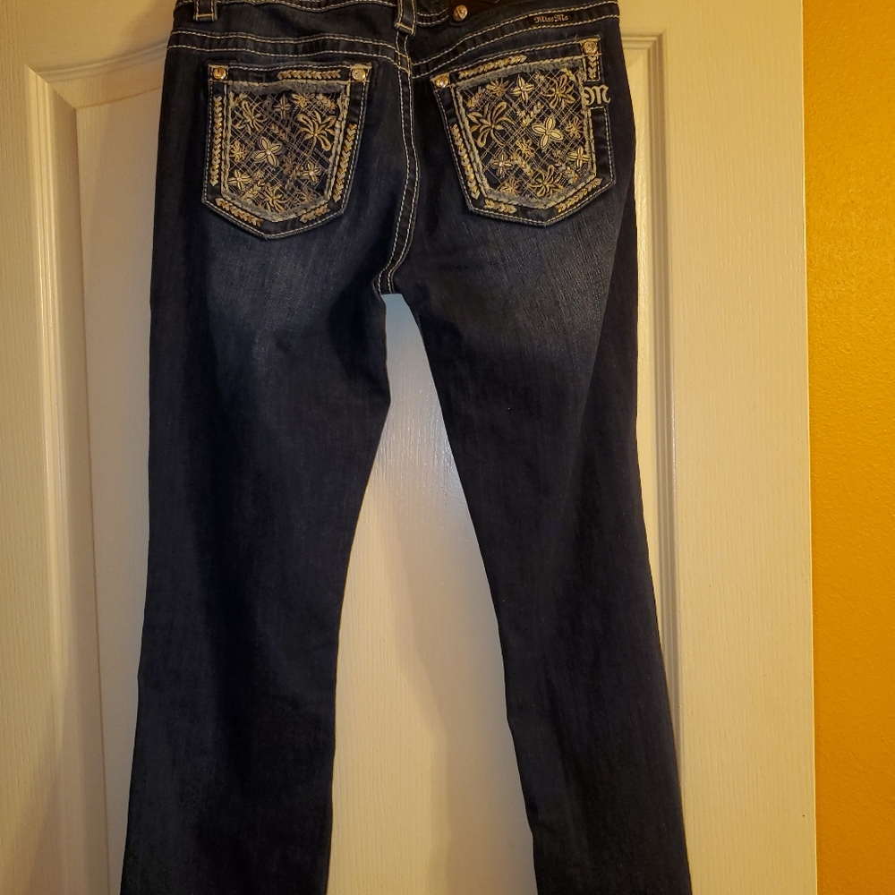 Jeans - Picture 2 of 2